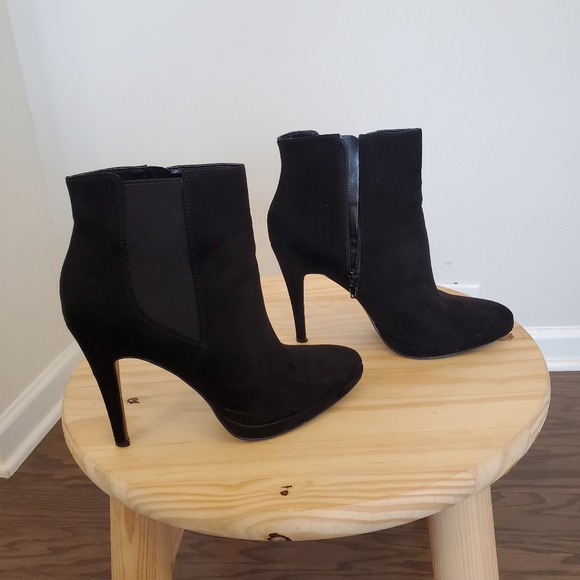 Nine West suede ankle boots-size 8 - Picture 1 of 10